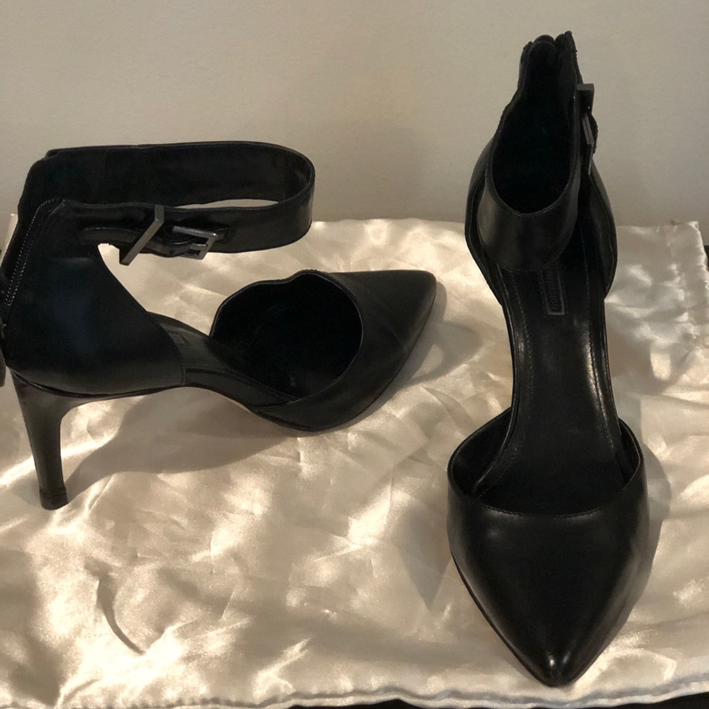 BCBGeneration Black Zaza Ankle-strap pump